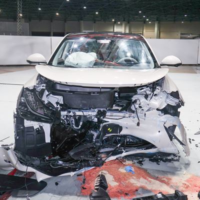 IM IM6 Mobile Progressive Deformable Barrier test 2025 after crash