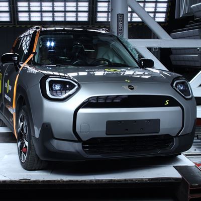 MINI Aceman Side Pole test 2025