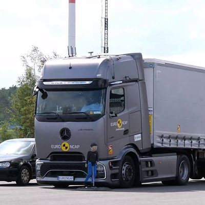 Mercedes Benz Actros L with ProCabin Commercial Truck Safety Tests 2025