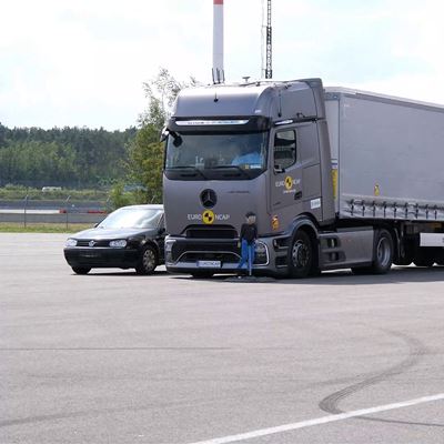 Mercedes Benz Actros L with ProCabin 4x2 Tractor Unit 2025 Commercial Truck Safety Tests