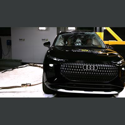 Audi Q3 Side Pole test 2025