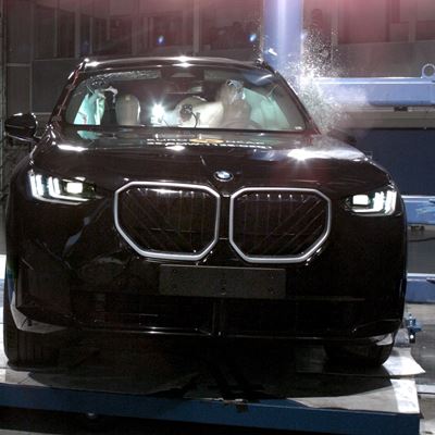 BMW X3 Side Pole test 2025