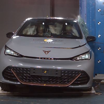 Cupra BORN Side Pole test 2025