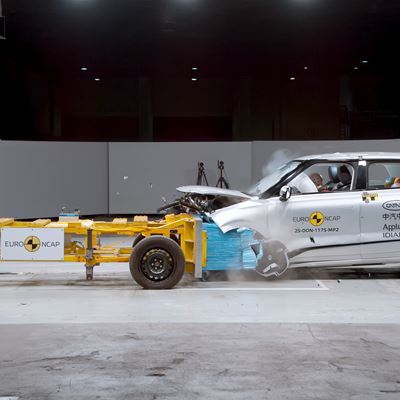 Dongfeng BOX Mobile Progressive Deformable Barrier test 2025