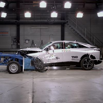 DS N 8 Mobile Progressive Deformable Barrier test 2025