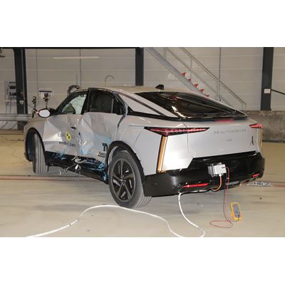 DS N 8 Side Mobile Barrier test 2025 after crash