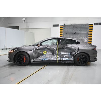 IM IM5 Side Mobile Barrier test 2025 after crash