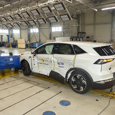 Renault Symbioz Side Mobile Barrier test 2024 after crash
