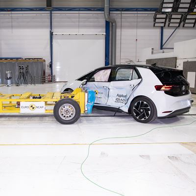 VW ID 3 Side Mobile Barrier test 2025 after crash