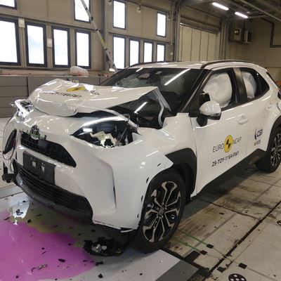 Toyota Yaris Cross Full Width Rigid Barrier test 2025 after crash