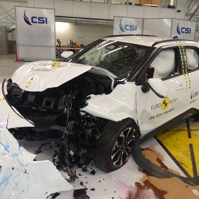 Toyota Yaris Cross Mobile Progressive Deformable Barrier test 2025 after crash