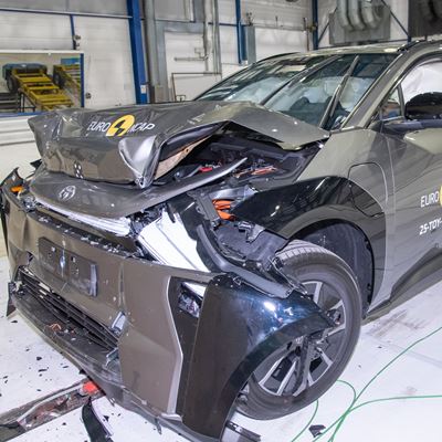 Toyota bZ4X Full Width Rigid Barrier test 2025 after crash