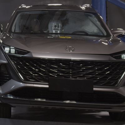 MG MGS9 PHEV Side Pole test 2025