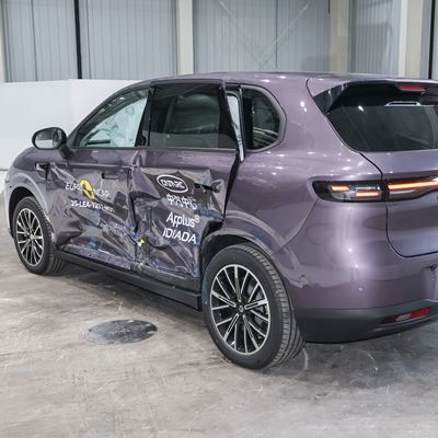 Leapmotor B10 Side Mobile Barrier test 2025 after crash