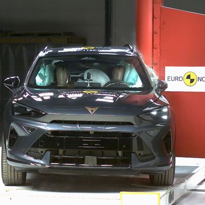 CUPRA Formentor Side Pole test 2025