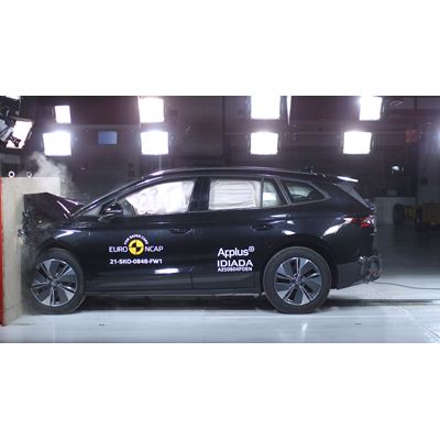 koda ENYAQ iV Full Width Rigid Barrier test 2022