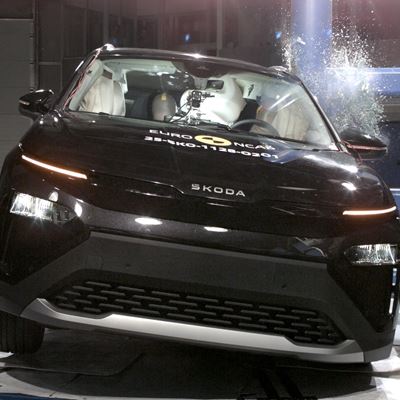 koda Elroq Side Pole test 2025