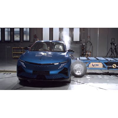 Alpine A390 Side Mobile Barrier test 2025