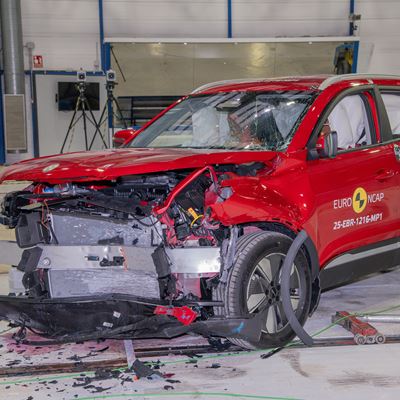 EBRO s400 Mobile Progressive Deformable Barrier test 2025 after crash