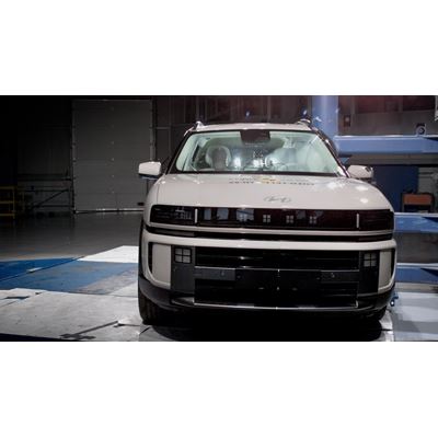 Hyundai NEXO Side Pole test 2025