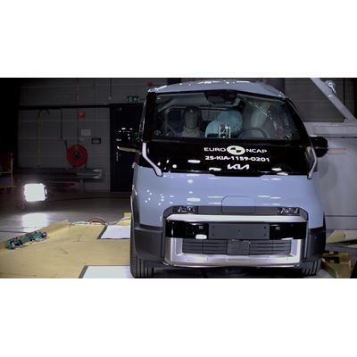 Kia PV5 Passenger Side Pole test 2025