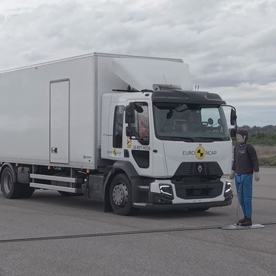 Renault Trucks D Medium Commercial Truck Safety Tests 2026