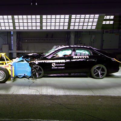 Mercedes Benz CLA hybrid Mobile Progressive Deformable Barrier test 2025