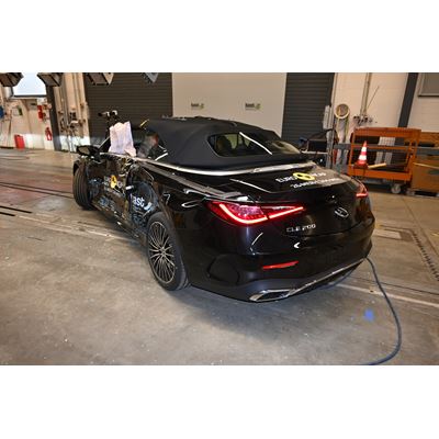 Mercedes Benz CLE Cabrio MDB test 2025 after crash