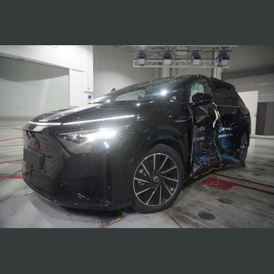 XPENG X9 MDB test 2026 after crash