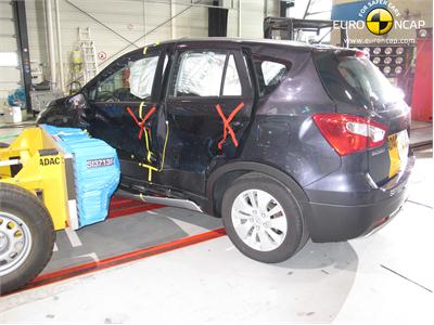 Suzuki Sx4 Side Crash Test 13 After Crash