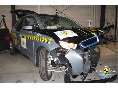 BMW i3 - Frontal crash test 2013 - after crash 2