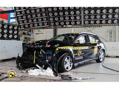 Mercedes-Benz GLA-Class - Frontal crash test 2014 - after crash