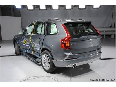 Volvo XC90  - Side crash test 2015