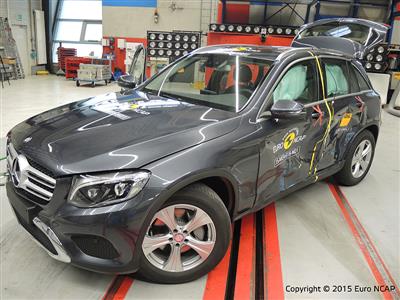 Mercedes-Benz GLC  - Side crash test 2015 - after crash