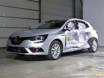Renault Mégane - Side crash test 2015 - after crash