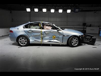 Jaguar XE  - Side crash test 2015 - after crash