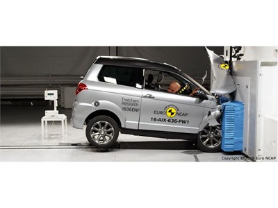 Aixam Crossover GTR Frontal crash test 2016