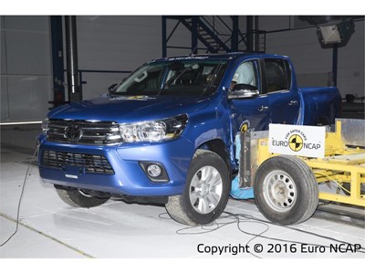 Toyota Hilux - Side crash test 2016 - after crash