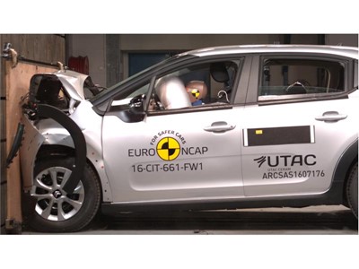 Citroën C3 - Frontal Full Width test 2017