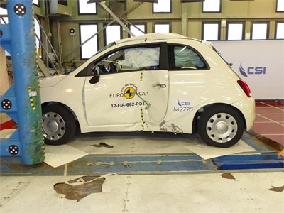 Fiat 500 - Pole crash test 2017 - after crash