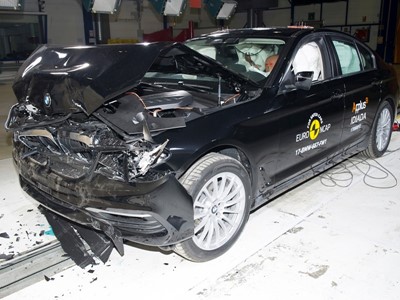 Bmw 5 Series Frontal Full Width Test 17 After Crash
