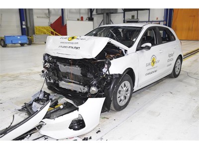 Hyundai I30- Frontal Full Width test 2017 - after crash