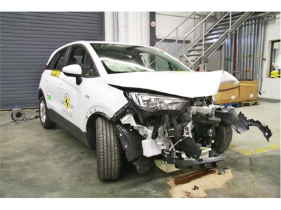 Opel/Vauxhall Crossland X - Frontal Offset Impact test 2017 - after crash