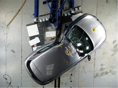 DS 7 Crossback - Pole crash test 2017 - after crash