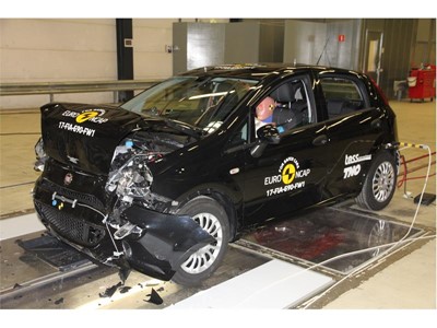 Fiat Punto - Frontal Full Width test 2017 - after crash
