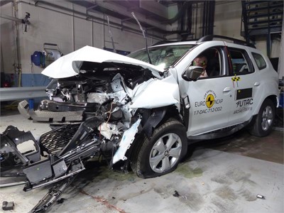 Dacia Duster - Frontal Offset Impact test 2017 - after crash