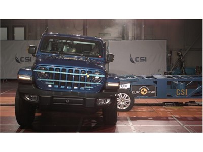 Jeep Wrangler - Side crash test 2018