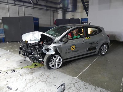 Renault Clio - Frontal Offset Impact test 2019 - after crash