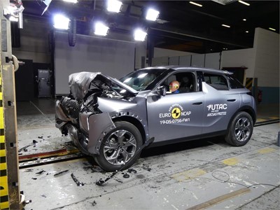DS 3 Crossback - Frontal Full Width test 2019 - after crash