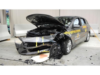 Mercedes-Benz B-Class - Frontal Offset Impact test 2019 - after crash